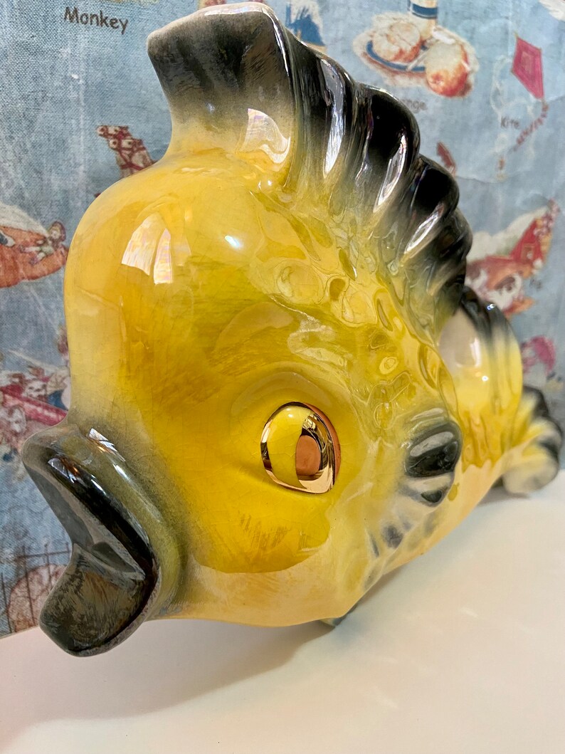 TRES RARE vintage jaune nacré poisson jardinière murale poche murale plaque Ceramicraft à collectionner image 3