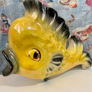 TRES RARE vintage jaune nacré poisson jardinière murale poche murale plaque Ceramicraft à collectionner image 5