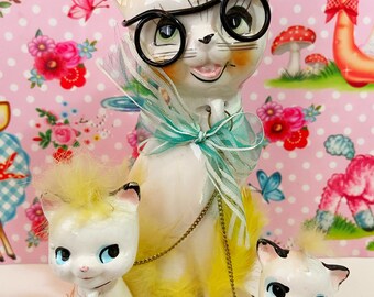 Vintage Eyeglass Wearing Mama Cat and Baby Kittens Cat Family Collectible Artmark Figurines