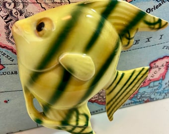 Vintage Angelfish Collectible Enesco Wall Plaque AS IS
