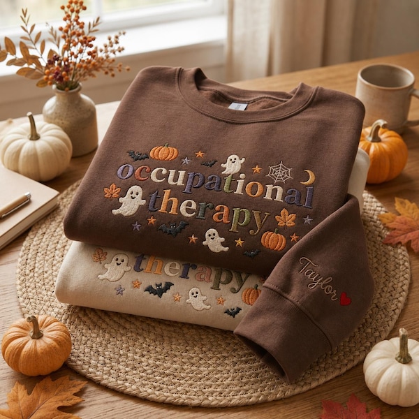 Sudadera de Halloween personalizada para terapia ocupacional, sudadera bordada con fantasma y calabaza de OT, suéter de otoño personalizado para asistente de terapia ocupacional.