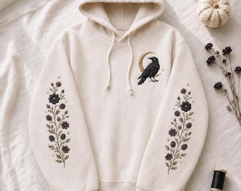 Broderad Raven Crow-huvtröja, svart huvtröja med dahlia- och pionärm och broderi, mörk häxig sandfärgad pullover i cottagecore-stil, huvtröja med höstcitat