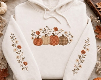 Broderad pumpahuvtröja med höstmotiv i februari, pumpatröja med vintageblommor och ärmar, pumpahuvtröja med höstmönster och vildblommor, mysig present
