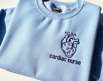 Sudadera bordada de enfermera cardíaca, camiseta de cuello redondo de enfermera de cardiología, camiseta de agradecimiento a la enfermera, camiseta de estudiante de medicina, camiseta de enfermería