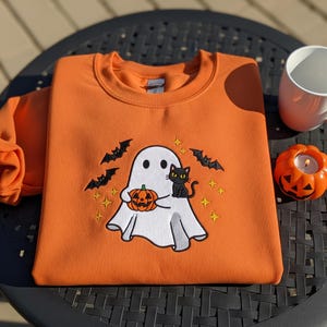 Embroidered Halloween Ghost Cat Sweatshirt: Spooky Season Crewneck