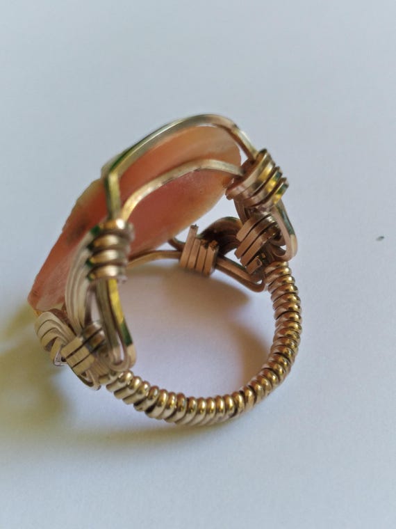 Ring (pre-owned but like new), unsigned and no ot… - image 9