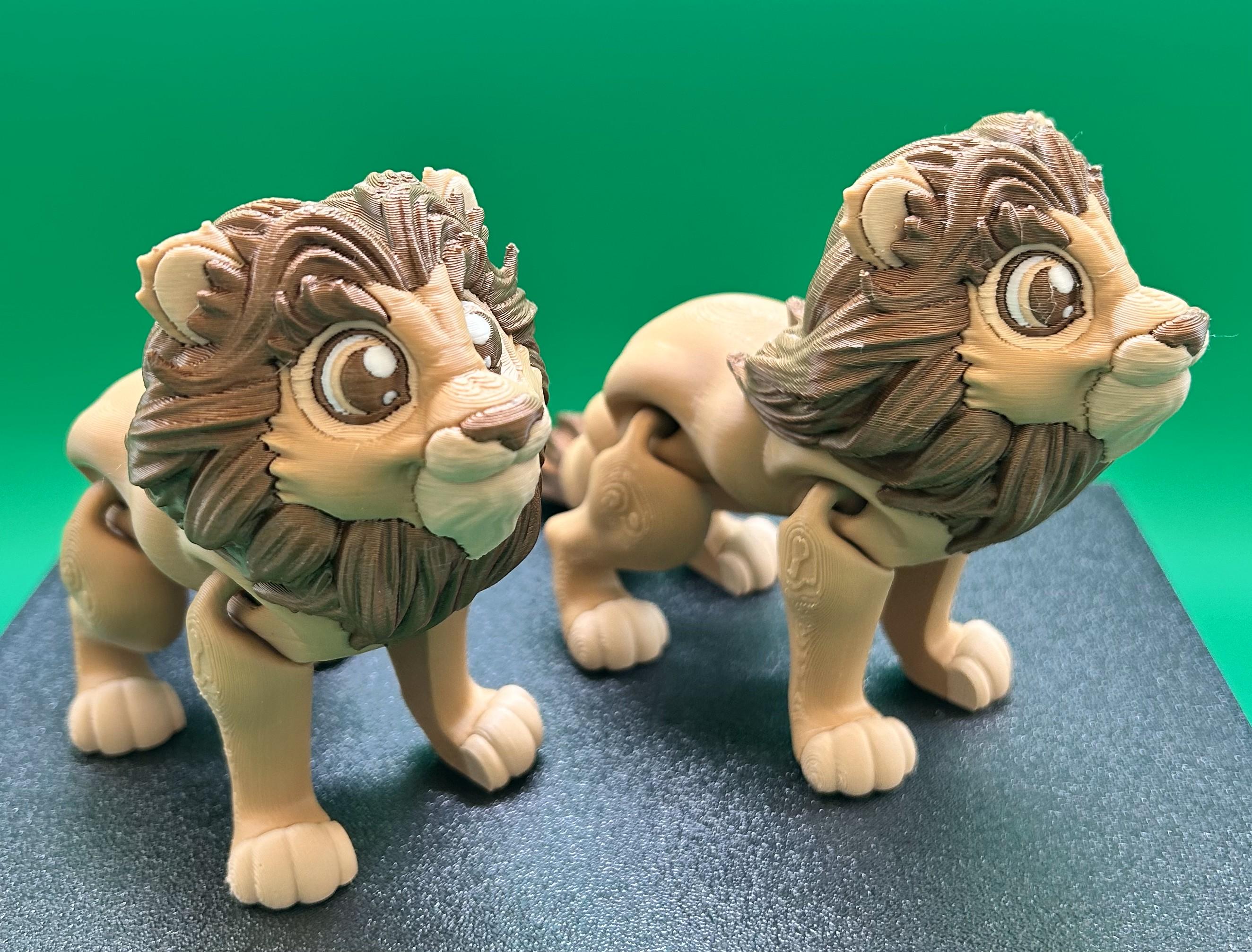3D Printed Articulated Lion Figure: Poseable Safari Decor - Etsy