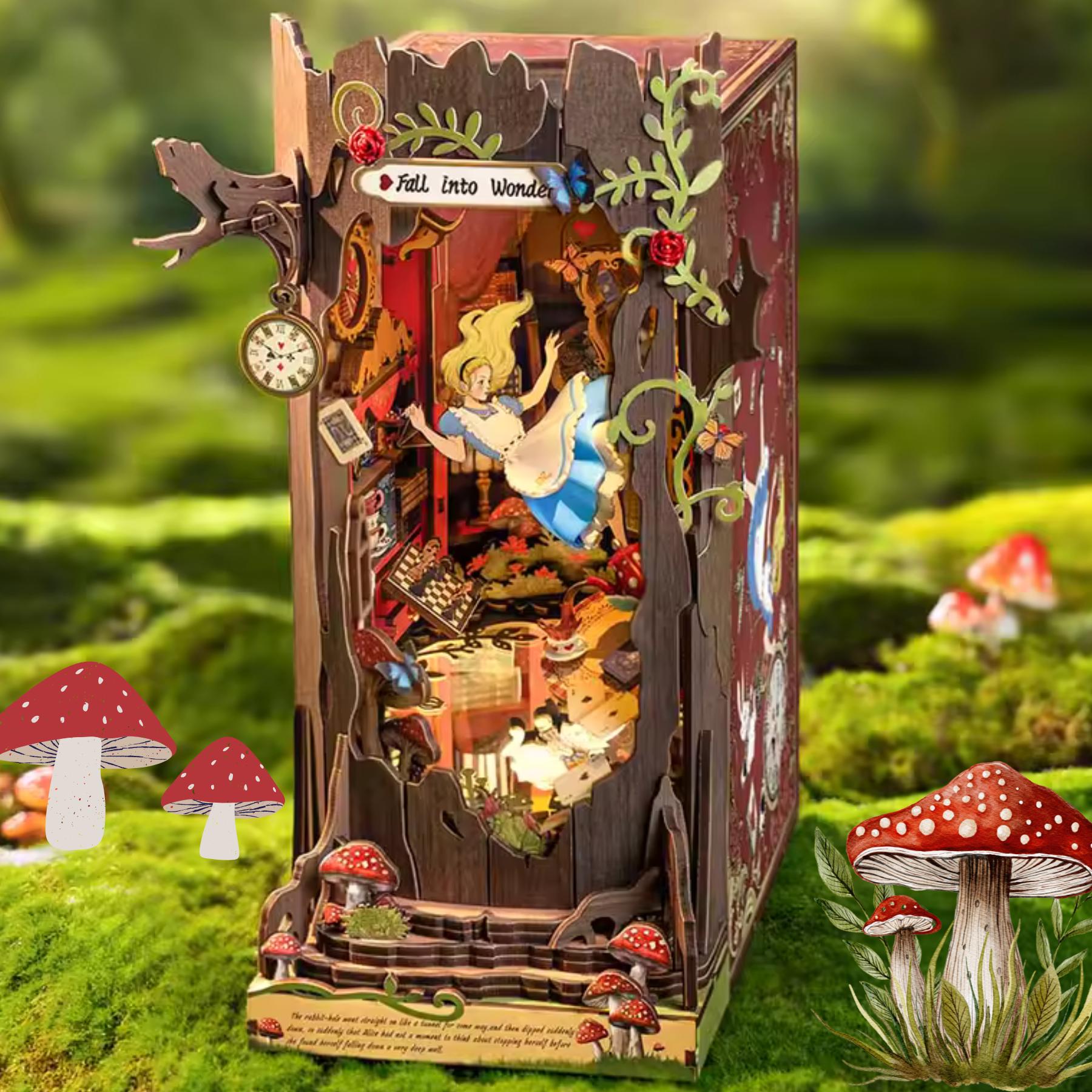 Alice in wonderland miniature book nook - Etsy 日本