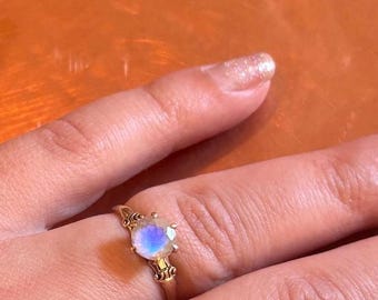 Iridescent Faceted Moonstone In Antique 14k Gold Claw Prong Setting Alternative Engagement Ring