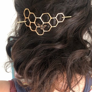 Handmade Large Brass Honeycomb Handmade Hair Bun Slide Pin with Dangling Bee Hair Twist Bun Pin image 4