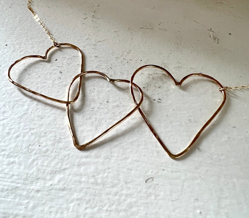 HANDMADE Three Heart Link Necklace Handmade in 14k Goldfilled Wire image 2