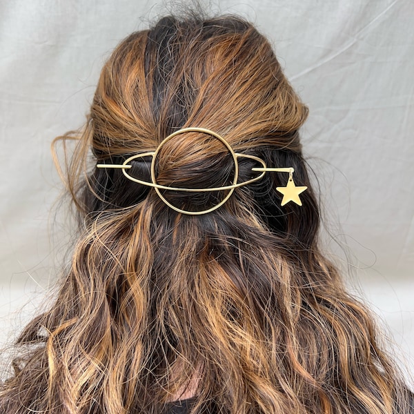 Horquilla Saturn hecha a mano Original Rachel Pfeffer Diseño hecho a mano diapositiva de pelo rizado accesorio de pelo bollo pasador clip de pelo estrella y espacio exterior