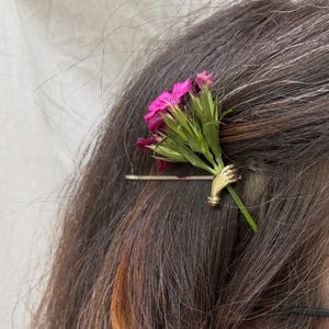 Handmade Hand Holding Flower Bobby Pin Wildflower Hair Pin Flower Holder Bridal Hair