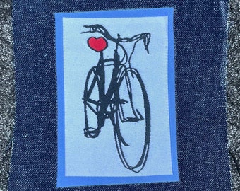 Opstrijkbare fietspatch - Fiets met hartvormige zitting - 3x2"