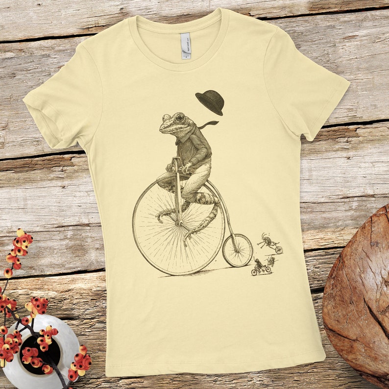 Women's Frog Shirt - Animal on Bike Shirt - Bicycle T-shirt - Gift for wife or girlfriend - Frog Tshirt