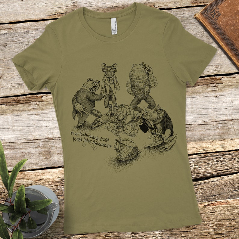 Women's Frog Shirt Frog Gift Women's Screen Print Shirt Funny Tshirts Frog Art Creative Gifts Toad Shirt Animal Art image 7