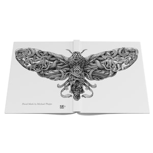 Diario de tapa dura con diseño de polillas ornamentadas, cuaderno intrincado con polillas floridas, hermoso diario con alas en blanco y negro, regalo de planificador de jardín, diario de 150 páginas