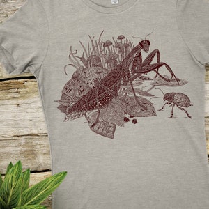 Nature Gift Animal Shirt Bug Women's Tshirt Women's Graphic Tee Women's Gift Praying Mantis Insect Art Lover Gift Heather Gray