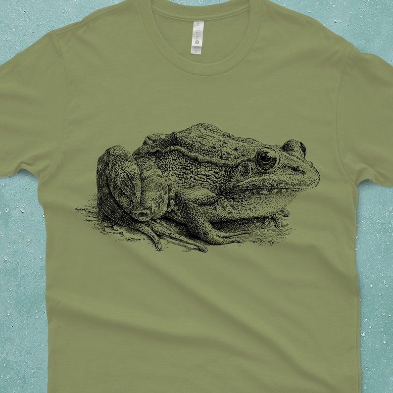 The perfect gift for frog lovers and frog collectors. A comfortable frog tshirt.