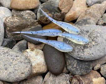 Crappie Minnow 2,25 po. plastique souple coulé à la main (paquet de 28) marigane, achigan, perche, truite, leurre de pêche à la crapet, leurre souple, gabarit