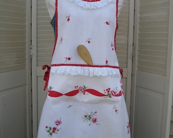 Vintage Tablecloth Apron 1950's Victorian Style Full Apron Vintage Lace