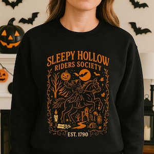 Sleepy Hollow Halloween Sweatshirt | Headless Horseman Halloween Shirt for Men | Vintage Halloween Crewneck Sweatshirt | Spooky Season Shirt