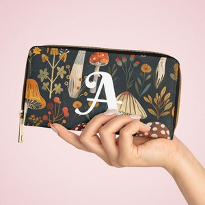 Cartera de mujer con monograma, cartera de cuero vegano con nombre personalizado, cartera con cremallera Cottagecore personalizada, cartera larga con forma de hongo, cartera de cuero PU