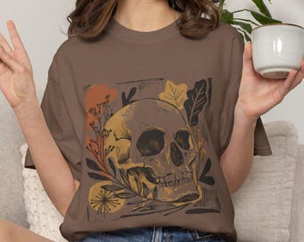 Camiseta Dark Academia Skull / Camiseta Botanical Whimsigoth / Camiseta gótica de verano Comfort Colors