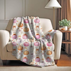 Pink Halloween Blanket |  Coquette Pumpkin Couch Throw Blanket | Coquette Halloween Soft Blanket | Halloween Decor Blanket | Halloween Gift