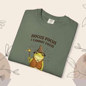 Dummes Frosch-Shirt | Hokus Pokus Shirt | Ausschweifendes Humor ADHS T-Shirt | Frosch Meme TShirt Bild 18