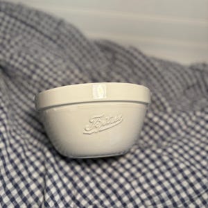 Vintage Cream Stoneware Pudding Bowl – English Ironstone by Tiptree, for Christmas Puddings