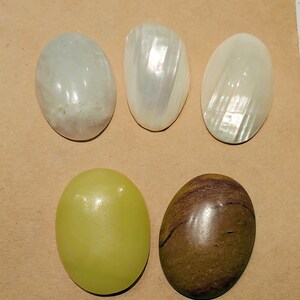 Destash - 5 Large Cabochons Flat Back
