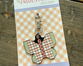 My Sew Quilty Life, Pastel Prairie Zipper Pull, Enamel Charm with Lobster Clasp, Moda