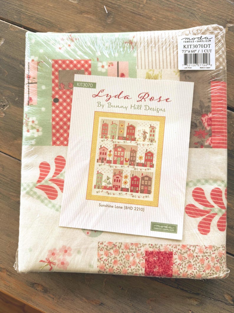 Lyda Pattern Moda Fabrics, Lyda Rose by Bunny Hill Designs, Sunshine Lane Cheater ...
