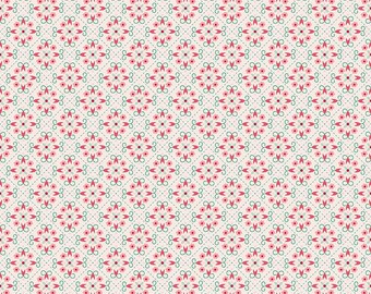 Riley Blake, Berry and Sage by Lori Holt, Wallpaper Latte, WB17398, 100% Quilting Cotton Fabric