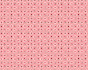 Riley Blake, Berry and Sage by Lori Holt, Heritage Coral, C17381, 100% Quilting Cotton Fabric