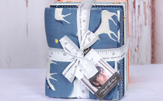 Meander: Fat Quarter Bundle Meander: Fat Quarter Bundle