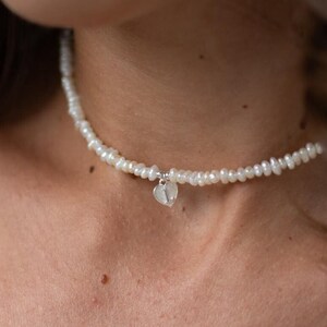 Collar de perlas personalizado, joyería con letras iniciales, gargantilla de cuentas, regalo de plata esterlina 925, regalo de aniversario para ella, colgante de corazón de plata