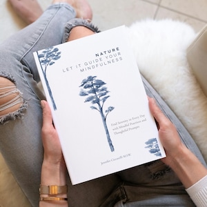 Diário de Atenção Plena, conectando-se com a Natureza por meio de dicas e experiências guiadas.