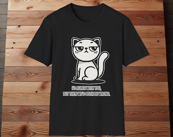 Pode incluir: Camiseta preta com um gato de desenho animado branco e o texto "Eu concordaria com você, mas então nós dois estaríamos errados."