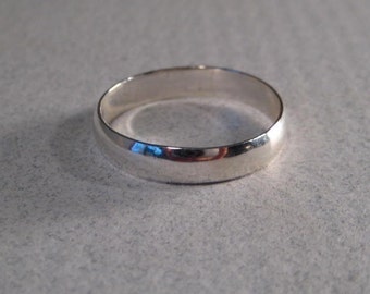 Sterling Silver ... Band Ring ... Plain