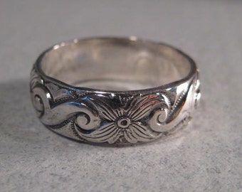 BOLD Flower Band Ring ... Sterling Silver ...