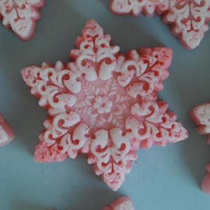 Peppermint Snowflake Shea Butter Soap Set 6 Bars