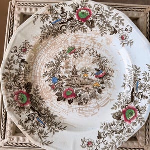19th Century Wedgewood Tyrol Plate