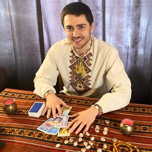 5 faktów na temat czytania bratniej duszy, czytanie psychiczne, dokładne czytanie miłości, bliźniaczy płomień bratniej duszy przyszły mąż rysunek szkic, czytanie przyszłego męża