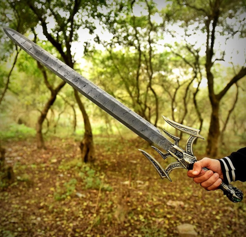 Damaskusvärd, vikingasvärd, handsmidet svärd, långt svärd, svärd, halvtangsvärd för fantasysvärd, lajvsvärd, present till marskalkar, födelsedagspresent. bild 7