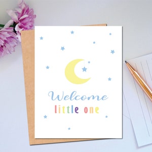 Une nouvelle carte de bienvenue pour baby shower, une lune et des étoiles de bienvenue pour un nouveau-né et les nouveaux parents