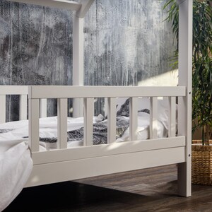 Lit cabane pour tout-petit Montessori en bois de pin massif (90 x 200) avec tiroirs, lit pour tout-petit avec lit gigogne image 12