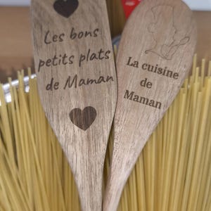 Personalized wooden spoon - Original Mother&#39;s Day gift - Engraved with first name, message or date
