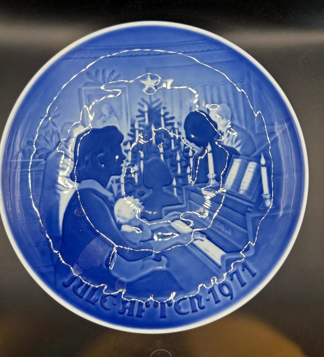 Set of 4 Bing and Grondahl “christmas at Home” Christmas Plates - Etsy